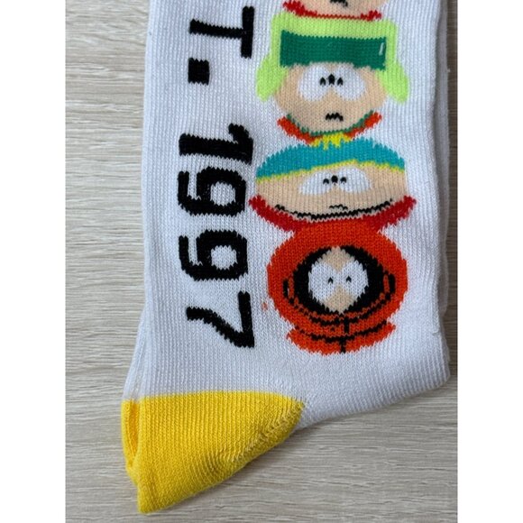 White South Park Graphic Crew Socks NWT Men’s 6-12 Fun Novelty Cartoon - Picture 3 of 3